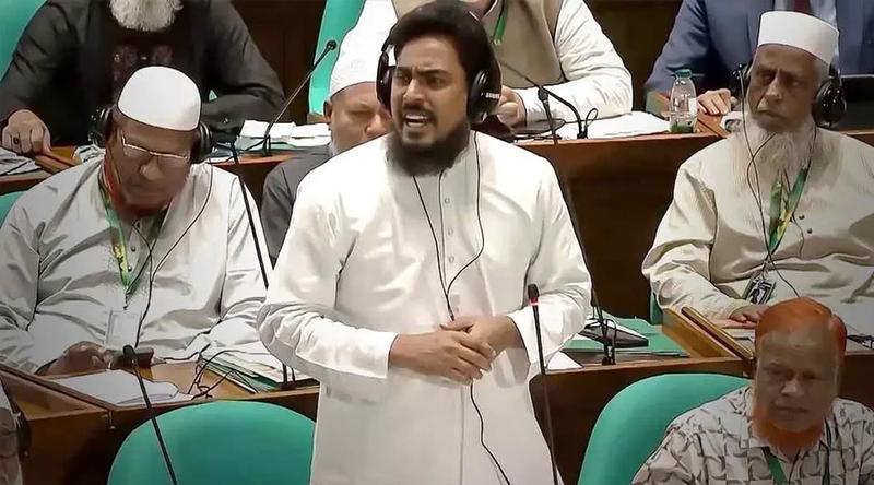 হাসিনাকে হটিয়েছি ঠিকই, কিন্তু ফ্যাসিবাদী ব্যবস্থা রয়ে গেছে