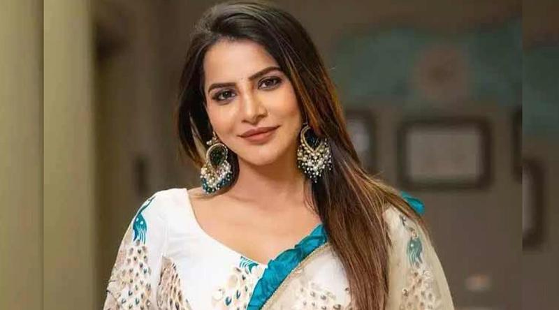 অর্থ আত্মসাতের অভিযোগ নিয়ে মুখ খুললেন আশু রেড্ডি