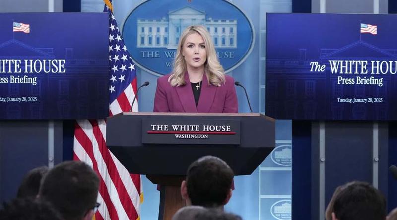 যুদ্ধ বন্ধ ও হরমুজ প্রণালি খুলতে ইরানের প্রস্তাব পর্যালোচনা করছে যুক্তরাষ্ট্র