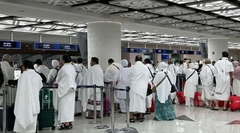 ৯২ ফ্লাইটে সৌদি আরব পৌঁছেছেন ৩৬ হাজার ৯৯৬ হজযাত্রী