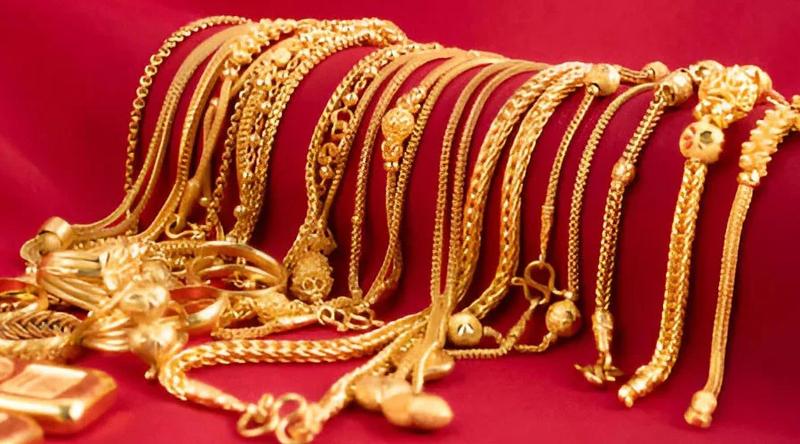 দেশের বাজারে আরেক দফা কমল স্বর্ণের দাম