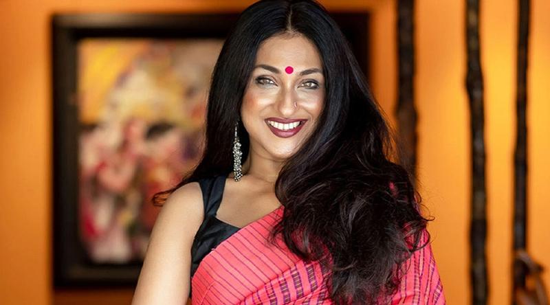 ভোটের সেই নীল কালির দাগ আমাকে খুব আকর্ষণ করত: ঋতুপর্ণা