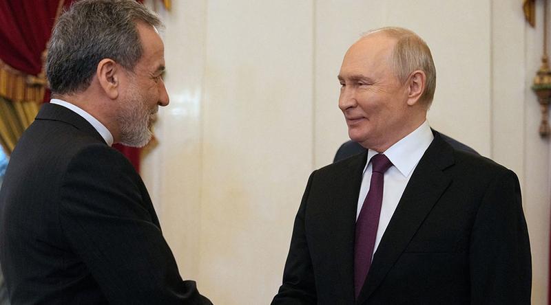 ইরানি জনগণের সাহসিকতায় মুগ্ধ পুতিন