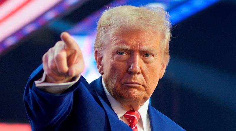 ইরানের ওপর দীর্ঘায়িত অবরোধের জন্য সহযোগীদের প্রস্তুত হওয়ার নির্দেশ ট্রাম্পের