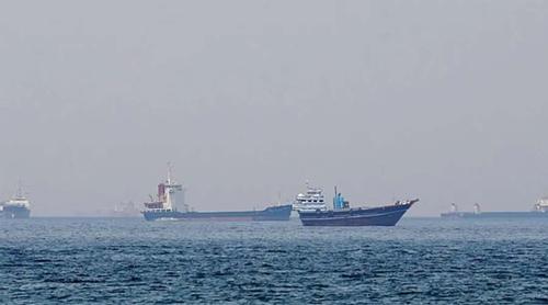 হরমুজ প্রণালী ব্যবহারে ইরানকে টোল দিতে রাজি নয় মধ্যপ্রাচ্যের ৬ দেশ