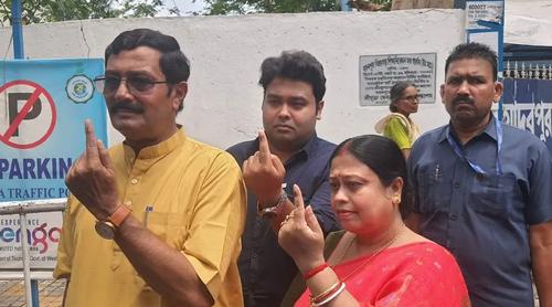 পশ্চিমবঙ্গে দ্বিতীয় ধাপে দুপুর পর্যন্ত ভোট দিলেন ৬১ শতাংশ ভোটার