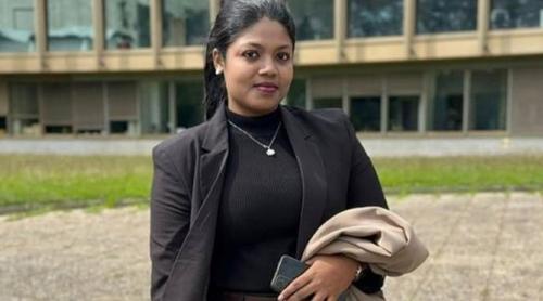 নুসরাতের মনোনয়নপত্র গ্রহণ করল ইসি, বাছাইয়ের তারিখ নির্ধারণ