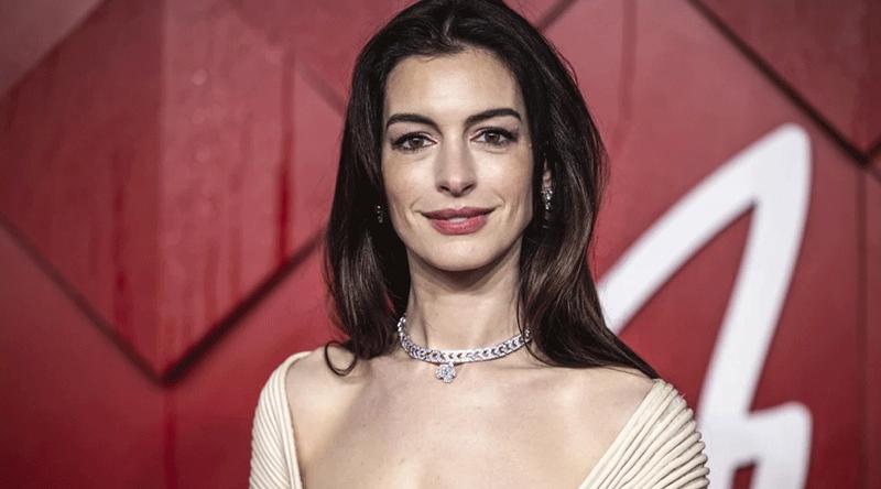 ‘জিরো সাইজ’ মডেলদের ছাঁটাইয়ের খবর নাকচ করলেন অ্যান হ্যাথাওয়ে