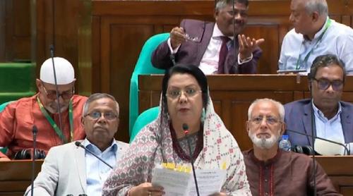 পদ্মা নদীর চরাঞ্চলে পর্যটন কেন্দ্র গড়ার সম্ভাবনার কথা জানালেন পর্যটনমন্ত্রী