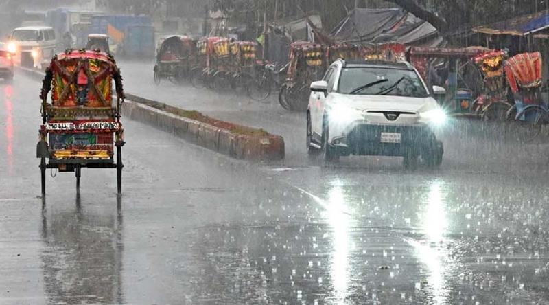 চলমান বৃষ্টি কমবে কবে, জানাল আবহাওয়া অফিস