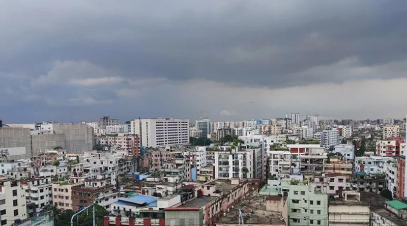 টানা বৃষ্টিতেও ঢাকার বাতাস ‘অস্বাস্থ্যকর’