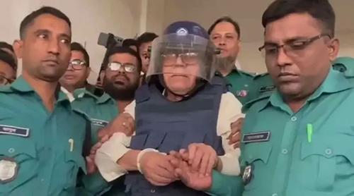 প্রসিকিউশনের নির্দেশ মেনে হাজির করা হয়েছে সাবেক মন্ত্রী কামরুলকে