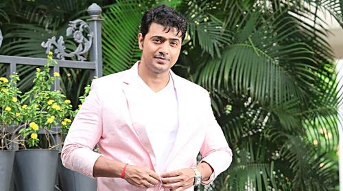 যারা দেশ চালান তাদের ধর্মনিরপেক্ষ থাকতে হবে: দেব