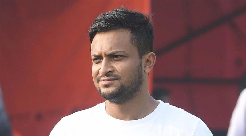 বছরের শেষ দিকে দেশে ফেরার আশা সাকিবের