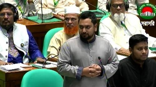 রাষ্ট্রপতি চুপ্পুকে অপসারণ ও গ্রেপ্তার করতে হবে: সংসদে নাহিদ