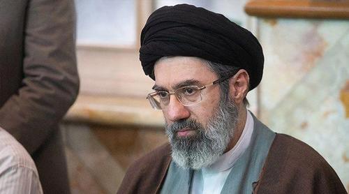 আঞ্চলিক অস্থিরতার জন্য ‘আমেরিকার পুতুল ঘাঁটিগুলোই’ দায়ী: মুজতবা খামেনি