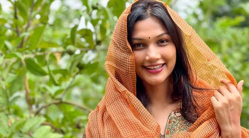 ‘স্বপ্ন ছিল ঢাবির শিক্ষক হওয়ার, কিন্তু জীবন নিয়ে গেল এক ঝলমলে জগতে’