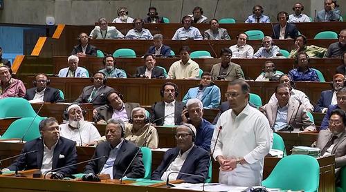 স্নাতক পর্যন্ত নারী শিক্ষাকে ফ্রি করার সিদ্ধান্ত নিয়েছে সরকার