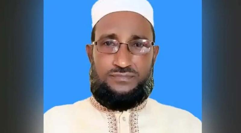 ছাত্রীর সঙ্গে অনৈতিক ভিডিও ভাইরাল, অফিস সহকারী বরখাস্ত
