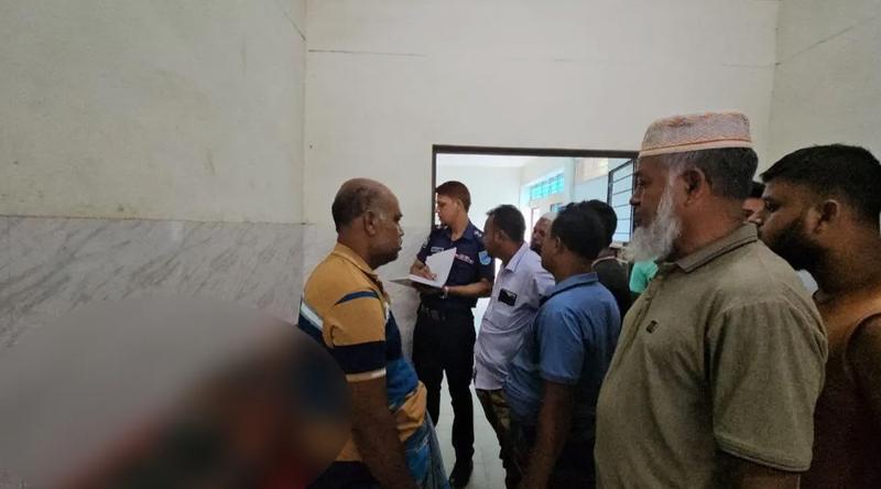 আ.লীগ নেতার ছেলের কুড়ালের আঘাতে স্বেচ্ছাসেবক দল নেতার মৃত্যু