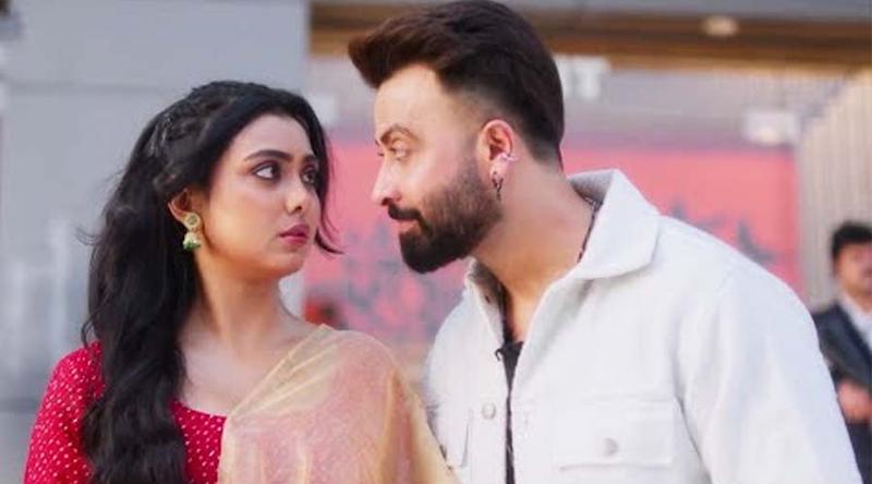 এবার ‘নিঃস্ব’ শাকিবের সঙ্গে ইধিকা