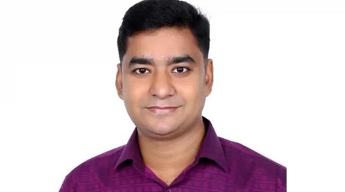 একজন মানসিক ভারসাম্যহীন রোগী রাবি শিক্ষার্থীদের প্রতিনিধিত্ব করছে