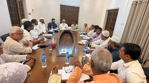 বিদ্যুৎ ও গ্যাস অফিসের সামনে অবস্থান কর্মসূচি পালন করবে ১১ দলীয় জোট