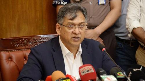 কোনো একক দেশ বা সরকারের পক্ষে মানব পাচার সম্পূর্ণ দমন সম্ভব নয়: স্বরাষ্ট্রমন্ত্রী