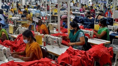 আবারও পোশাক রপ্তানিতে দ্বিতীয় বাংলাদেশ