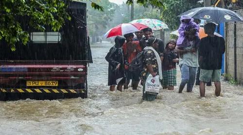 শ্রীলঙ্কায় বন্যা-ভূমিধসে নিহত ৭, স্কুল বন্ধ ঘোষণা