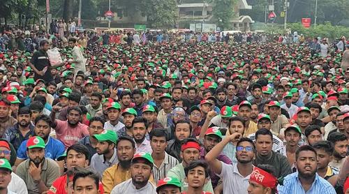 জুলাই ঘোষণাপত্র পূর্ণ বাস্তবায়নের দাবিতে টিএসসি প্রাঙ্গণে ছাত্রশিবিরের গণজমায়েত