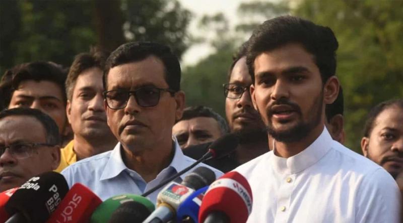 সম্ভবত ভারত আর শেখ হাসিনাকে রাখতে চাচ্ছে না: আসিফ মাহমুদ