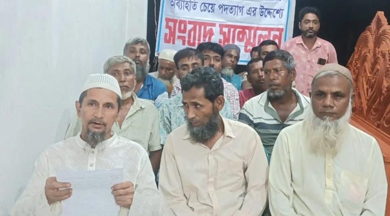 আওয়ামী লীগের ১৫ নেতার পদত্যাগ