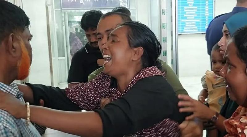 বগুড়ায় ৭ শ্রমিকের মৃত্যু : স্বজনদের আহাজারিতে ভারী হয়ে উঠেছে হাসপাতাল