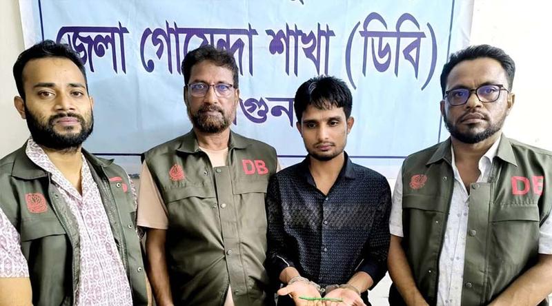 বরগুনায় ইয়াবাসহ গেজেটভুক্ত জুলাই যোদ্ধা সুমন আটক