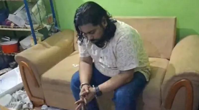চাঁদপুরে ইয়াবাসহ চিকিৎসক আটক