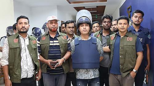 চাঁদাবাজির মামলায় ৫ দিনের রিমান্ডে ডেভিড ইমন