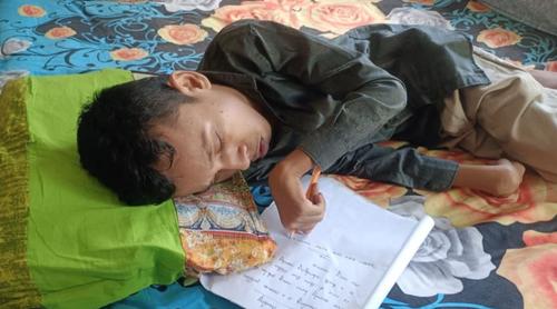 শারীরিক প্রতিবন্ধকতাকে জয় করে এসএসসি পরীক্ষায় জিপিএ-৫ পেল নিরব