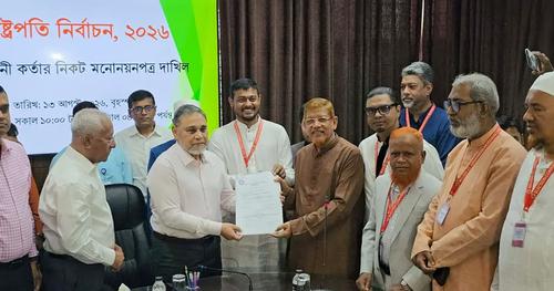 রাষ্ট্রপতি প্রার্থী হিসেবে অলি আহমদের মনোনয়নপত্র জমা