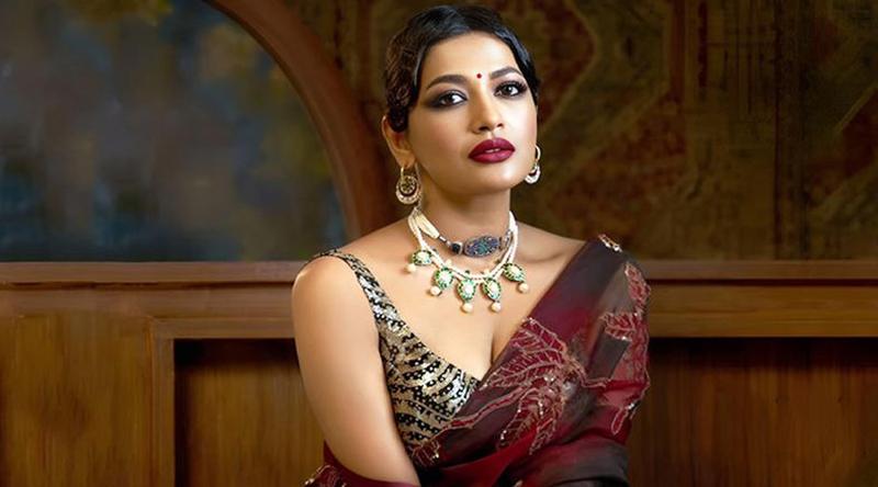 ভয় দেখিয়ে আতঙ্কিত করা সম্ভব না,মনে রেখো আমি ডাইনি: বাঁধন