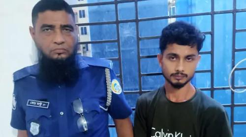 প্রবাসীর বাড়িতে চুরি করতে গিয়ে নিষিদ্ধ ছাত্রলীগ নেতা আটক