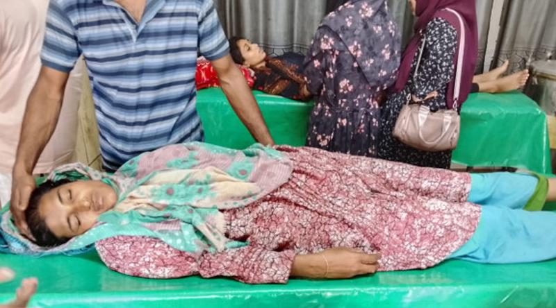 পটুয়াখালীতে সালিশ করতে আসায় নারী ইউপি সদস্যকে মারধরের অভিযোগ