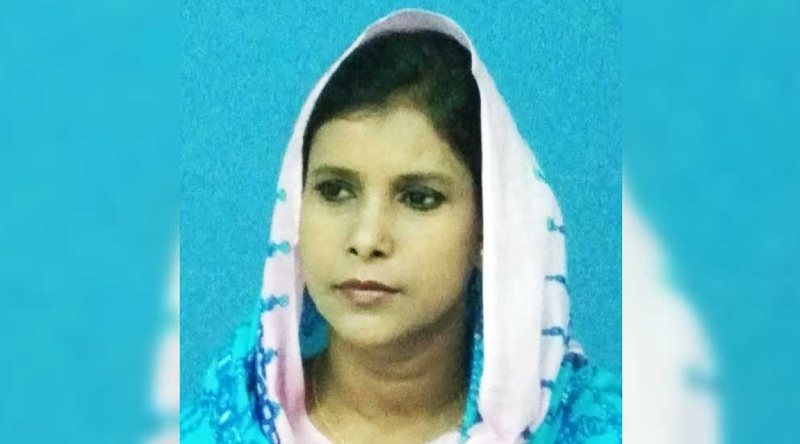 বগুড়ায় সিটি করপোরেশন কার্যালয় থেকে যুব মহিলা লীগের সাবেক নেত্রী গ্রেপ্তার