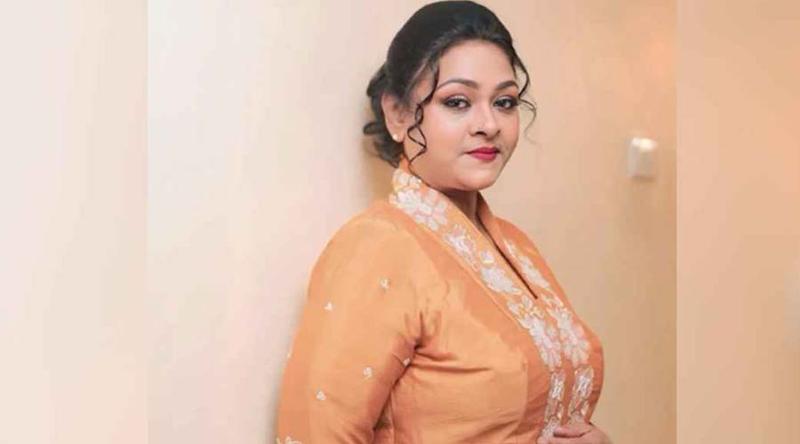 অতিরিক্ত ফোন ব্যবহারে হাসপাতালে অভিনেত্রী শাকিলা