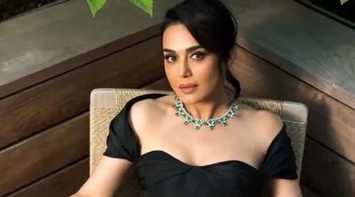 ১৮৩ কোটি রুপির মালিক প্রীতি জিনতা!