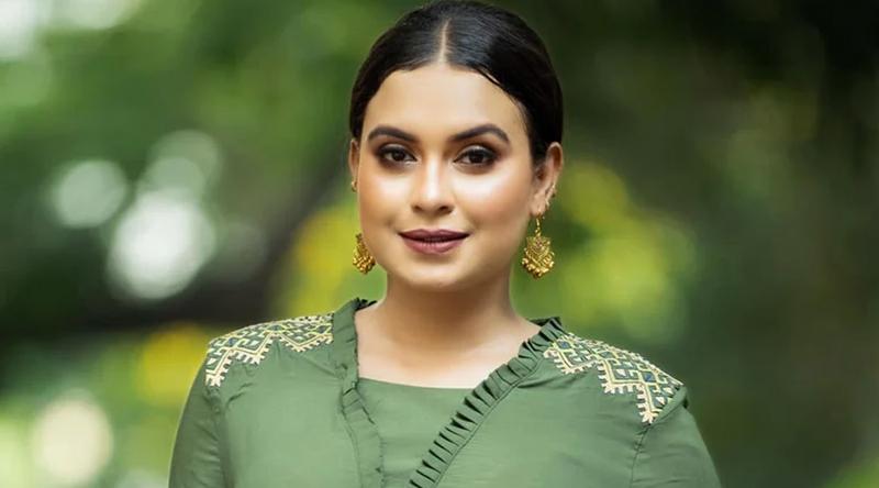 রাজধানী থেকে মডেল-অভিনেত্রী রিধিকা রিধির ঝুলন্ত মরদেহ উদ্ধার