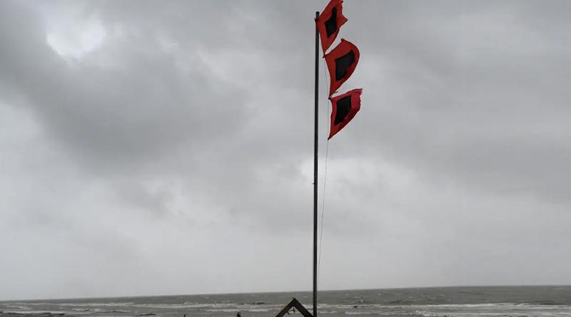 দেশের ৬ অঞ্চলে ঝড়ো হাওয়া-বৃষ্টির আভাস, নদীবন্দরে সতর্কতা