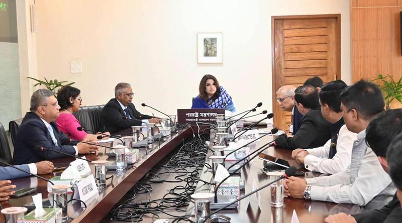 ভারতীয় ব্যবসায়ী প্রতিনিধিদলের সঙ্গে পররাষ্ট্র প্রতিমন্ত্রীর সৌজন্য সাক্ষাৎ