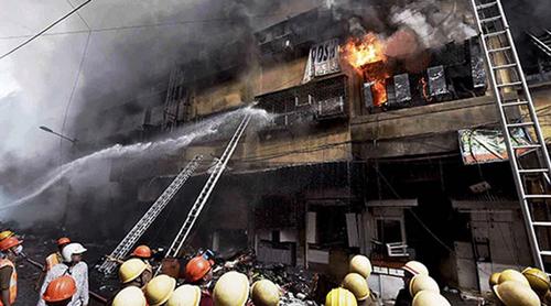 কলকাতার একটি হোটেলে ভয়াবহ আগুন,  ৯ বাংলাদেশি নিহত