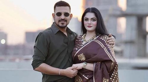 সঠিক সময়ে ভুল জায়গা থেকে বেরিয়ে আসাই উত্তম